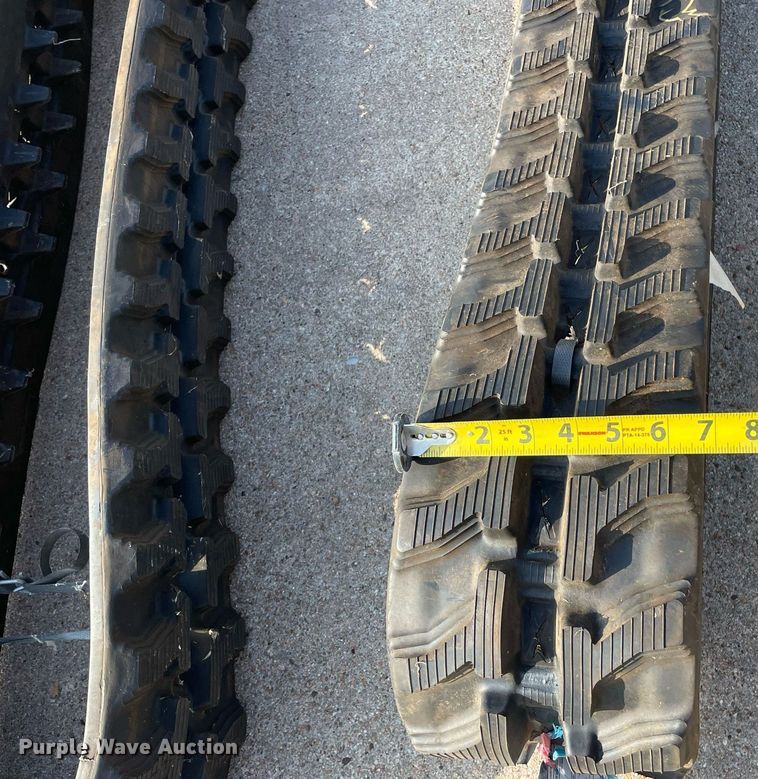 image for item MS9761 (2) Camoplast SD 7"W rubber tracks