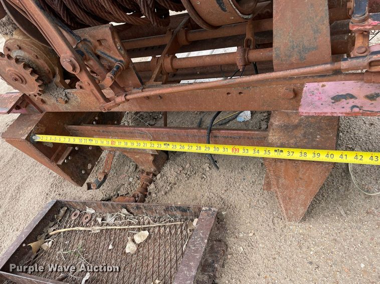 image for item MS9778 Winch truck bed