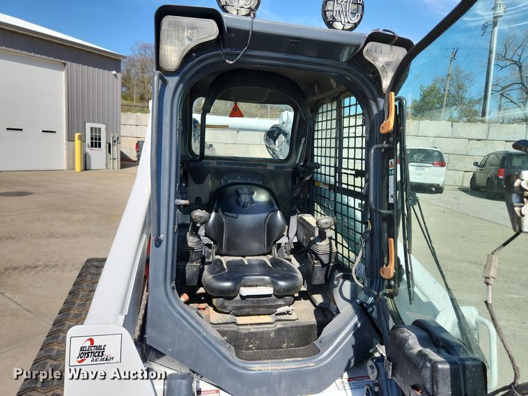 image for item MW9664 2019 Bobcat T740  tracked skid steer loader