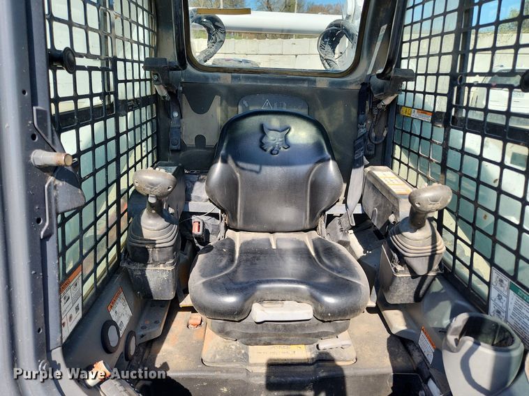 image for item MW9664 2019 Bobcat T740  tracked skid steer loader