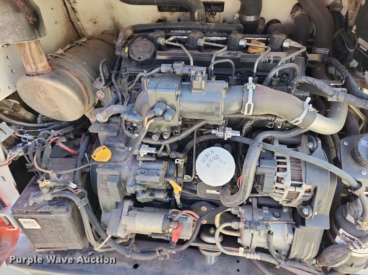 image for item MW9664 2019 Bobcat T740  tracked skid steer loader