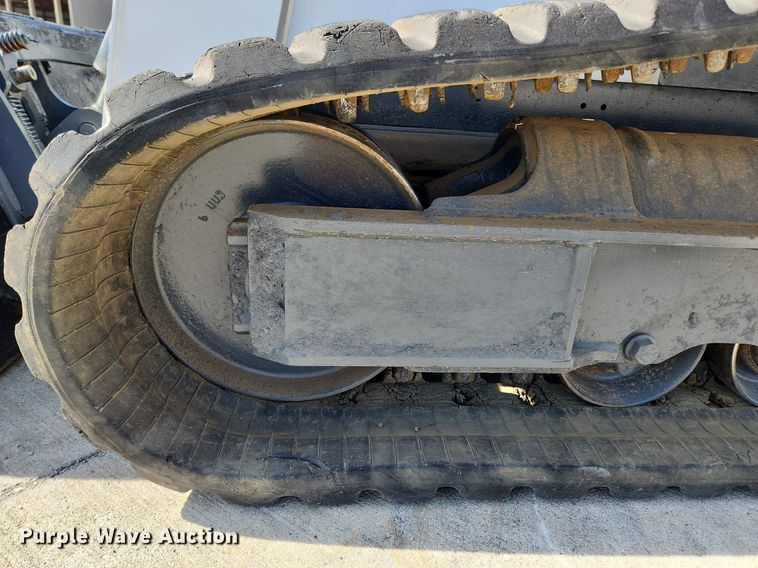 image for item MW9664 2019 Bobcat T740  tracked skid steer loader