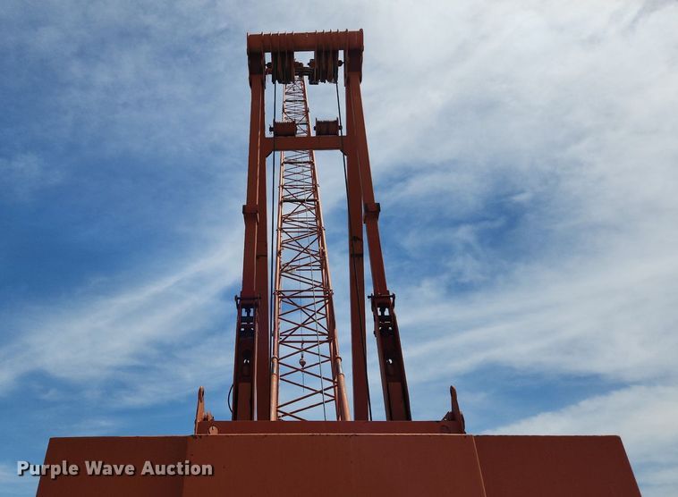 image for item MW9755 1992 Manitowoc M50W  crane