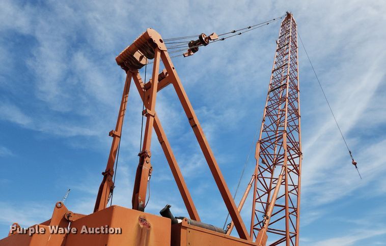 image for item MW9755 1992 Manitowoc M50W  crane