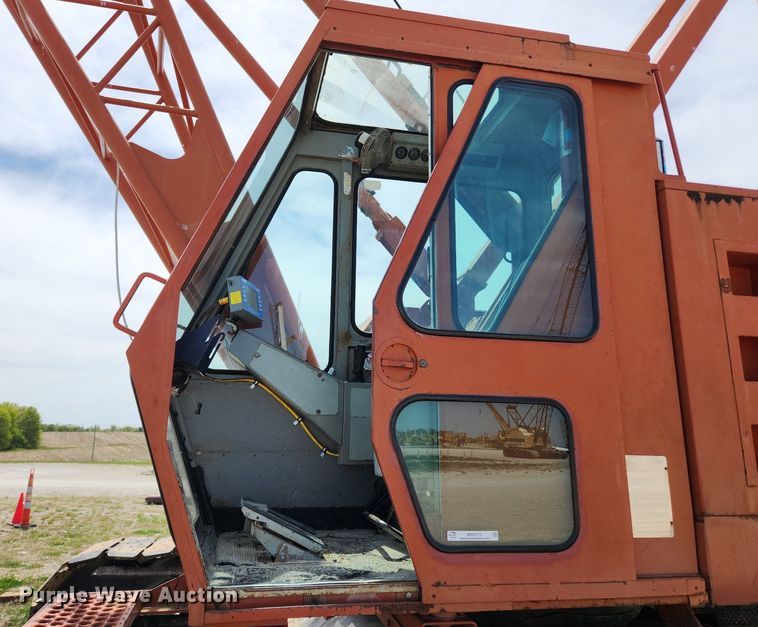 image for item MW9755 1992 Manitowoc M50W  crane