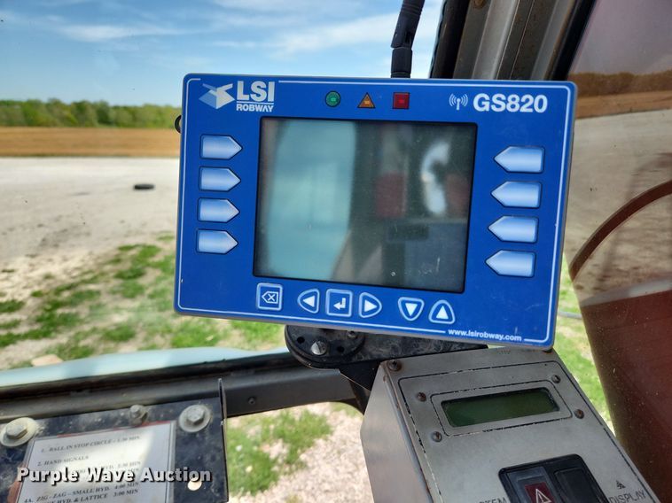 image for item MW9755 1992 Manitowoc M50W  crane