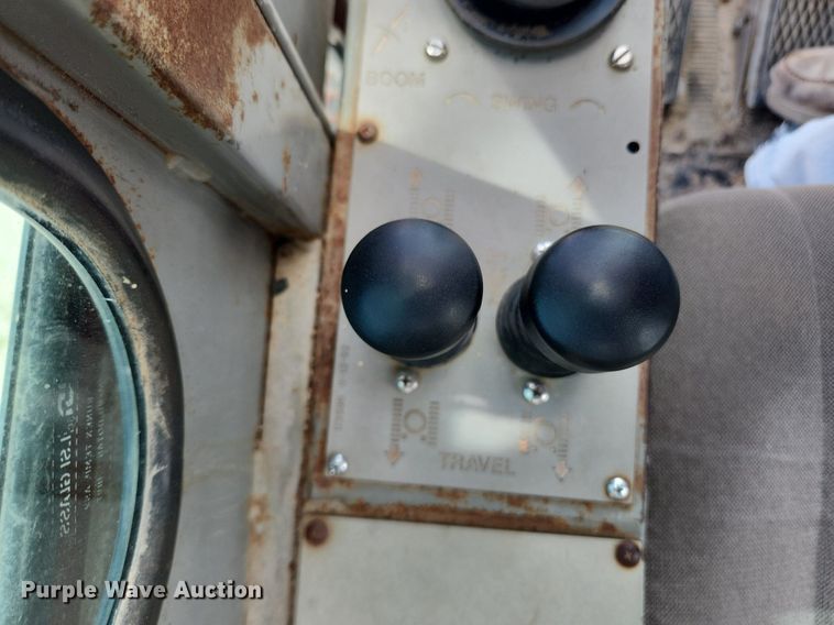 image for item MW9755 1992 Manitowoc M50W  crane