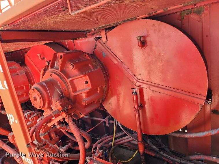 image for item MW9755 1992 Manitowoc M50W  crane