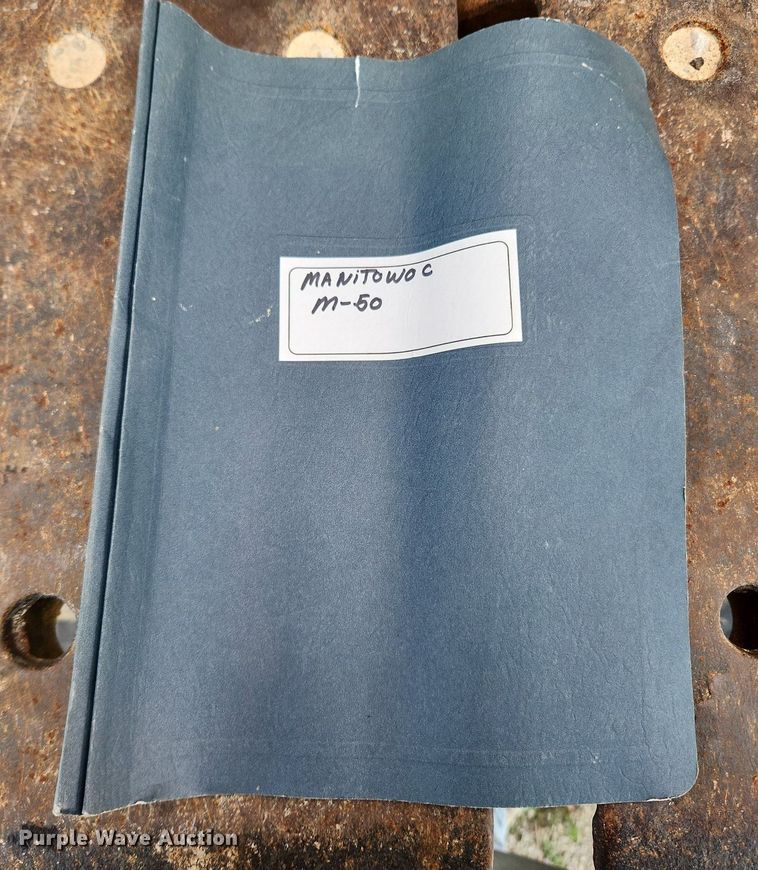 image for item MW9755 1992 Manitowoc M50W  crane
