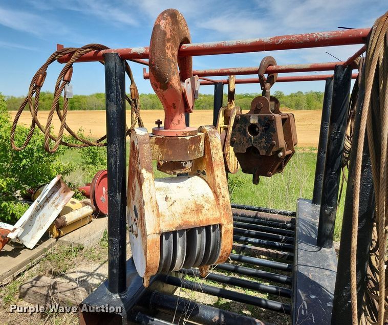 image for item MW9755 1992 Manitowoc M50W  crane