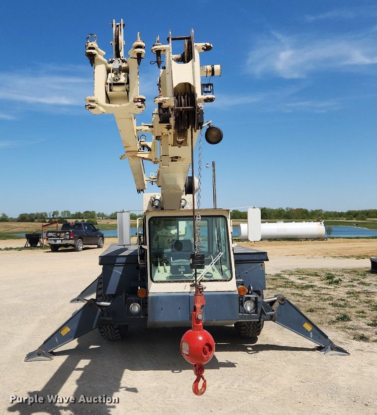 image for item MW9757 1994 Lorain LCD150  crane