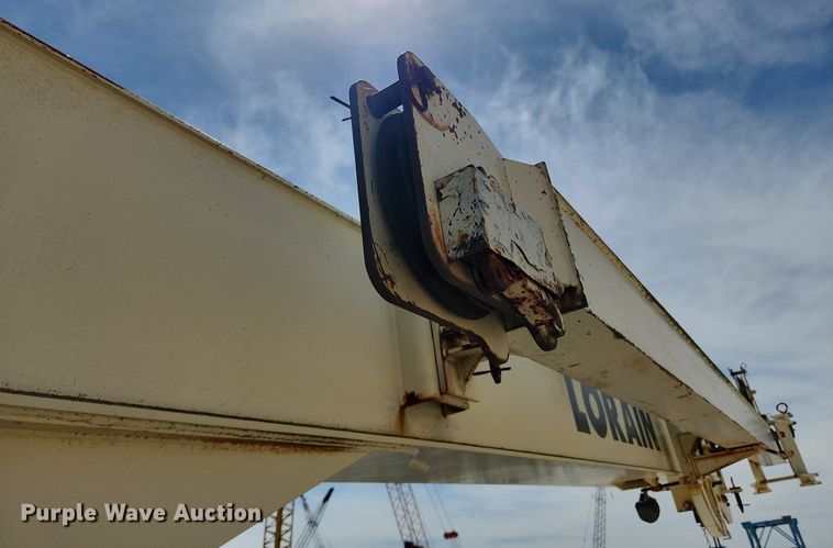 image for item MW9757 1994 Lorain LCD150  crane