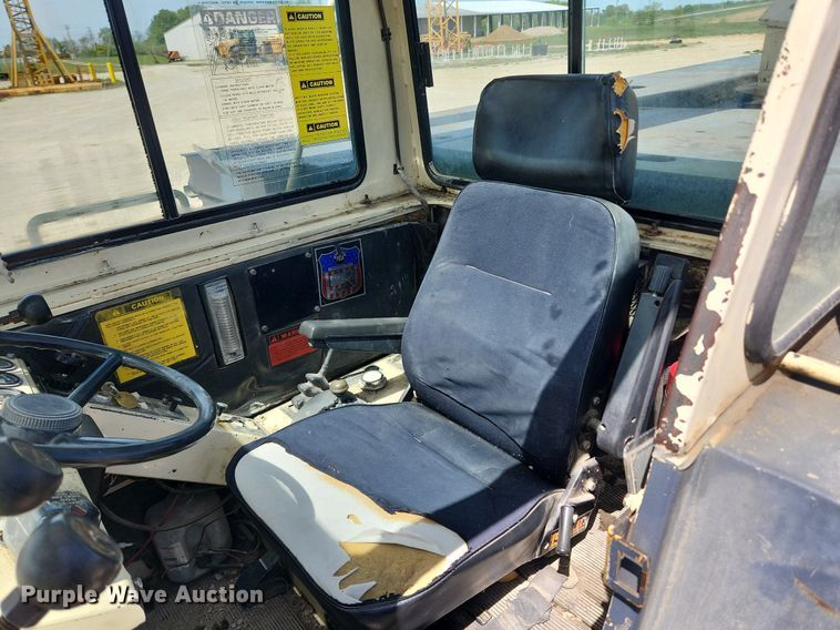 image for item MW9757 1994 Lorain LCD150  crane