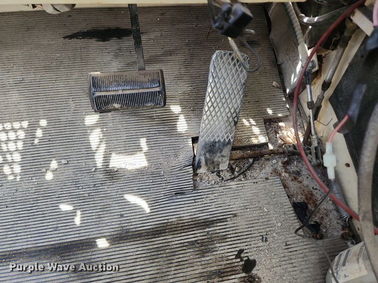 image for item MW9757 1994 Lorain LCD150  crane