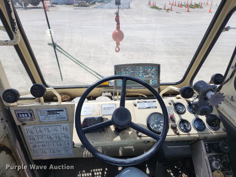 image for item MW9757 1994 Lorain LCD150  crane