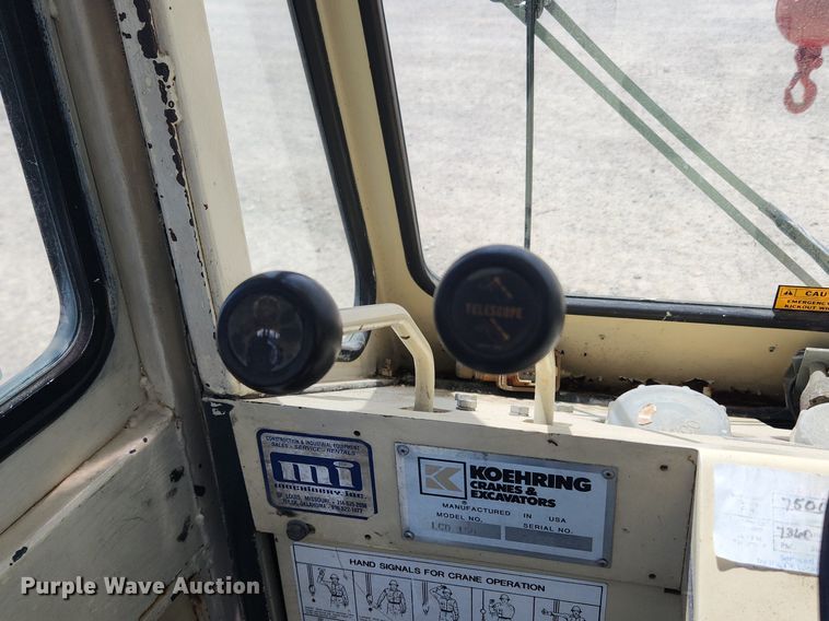 image for item MW9757 1994 Lorain LCD150  crane