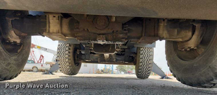 image for item MW9757 1994 Lorain LCD150  crane