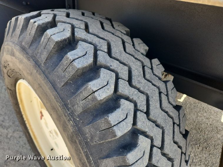 image for item MW9757 1994 Lorain LCD150  crane