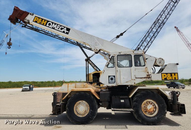 image for item MW9758 1980 P&H Omega 20-20  crane