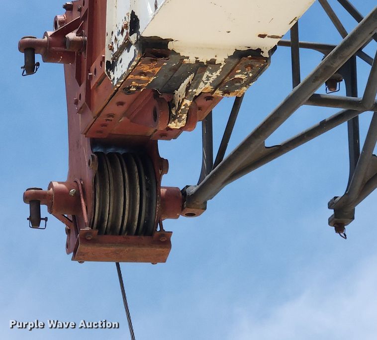image for item MW9758 1980 P&H Omega 20-20  crane
