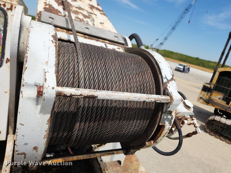 image for item MW9758 1980 P&H Omega 20-20  crane