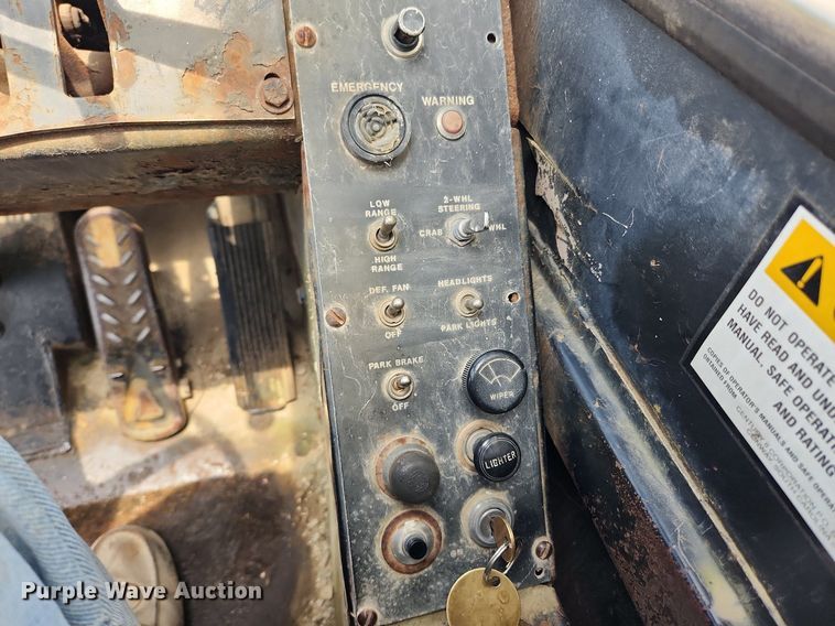 image for item MW9758 1980 P&H Omega 20-20  crane