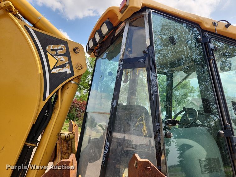 image for item MW9779 2003 Caterpillar 420D  backhoe