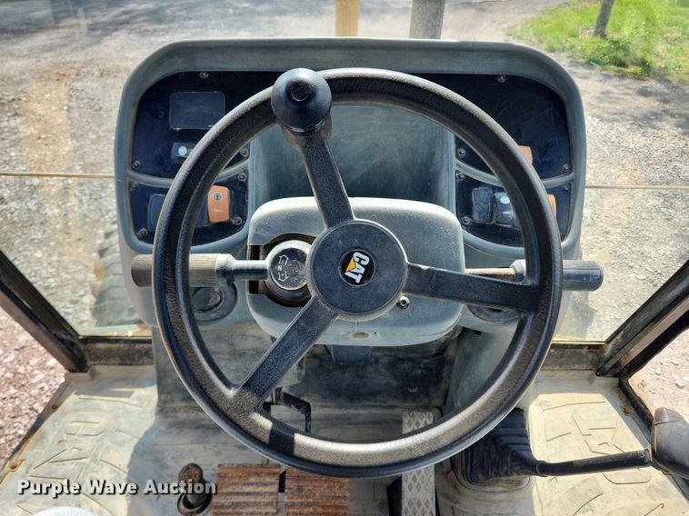 image for item MW9779 2003 Caterpillar 420D  backhoe