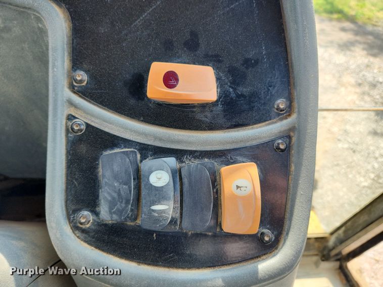 image for item MW9779 2003 Caterpillar 420D  backhoe