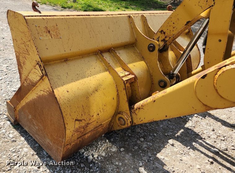 image for item MW9779 2003 Caterpillar 420D  backhoe