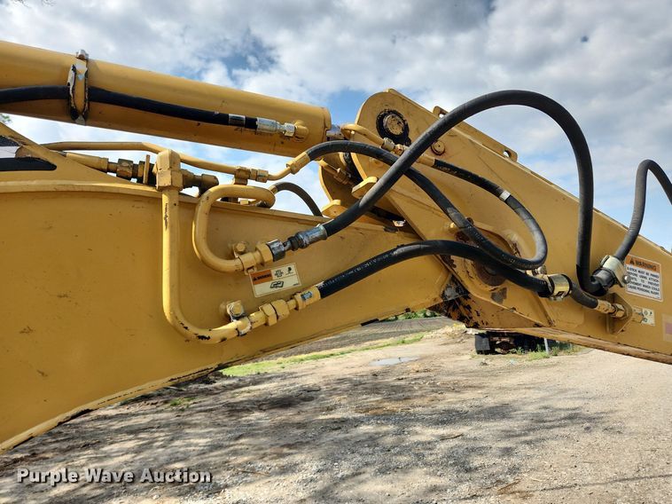 image for item MW9779 2003 Caterpillar 420D  backhoe