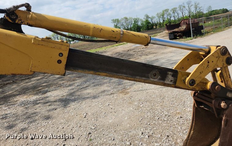 image for item MW9779 2003 Caterpillar 420D  backhoe