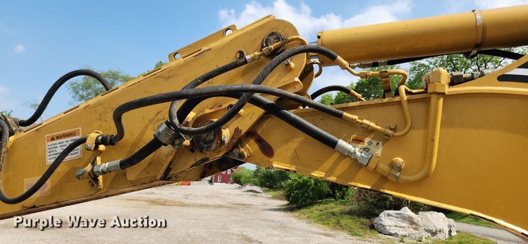 image for item MW9779 2003 Caterpillar 420D  backhoe