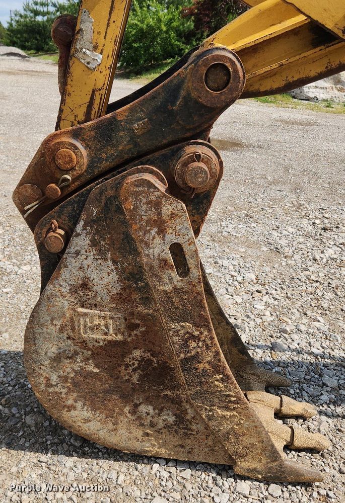 image for item MW9779 2003 Caterpillar 420D  backhoe