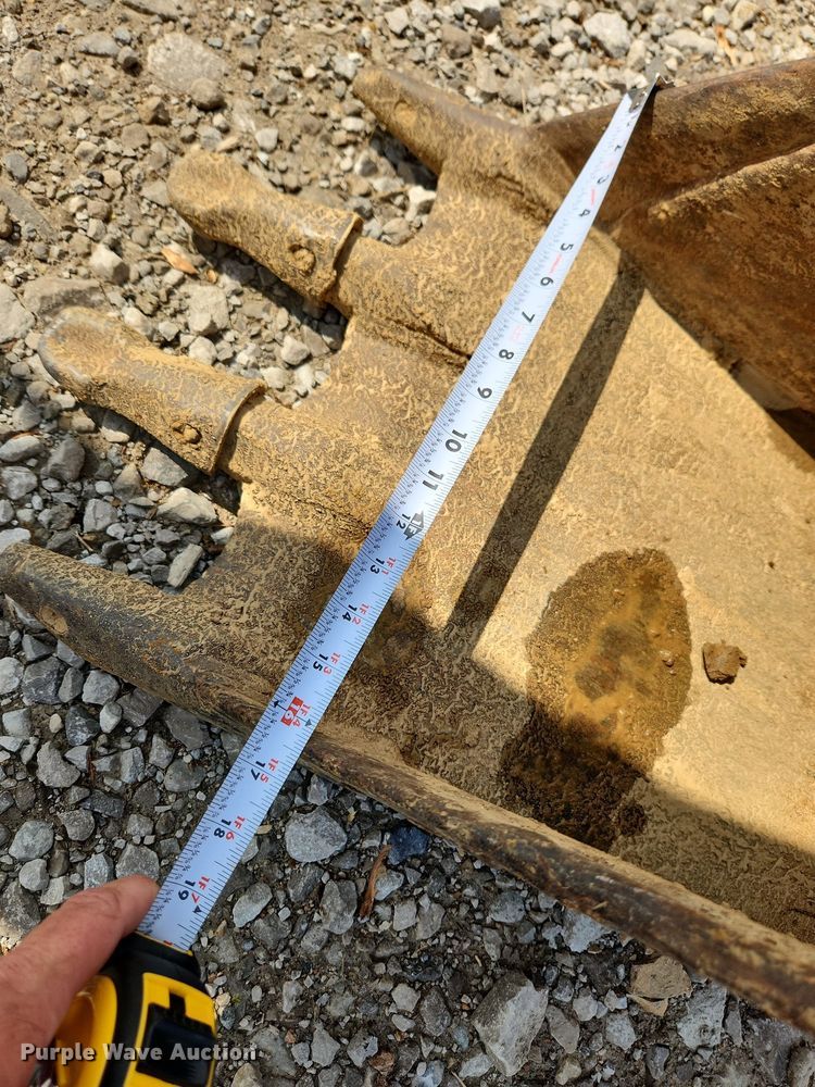 image for item MW9779 2003 Caterpillar 420D  backhoe