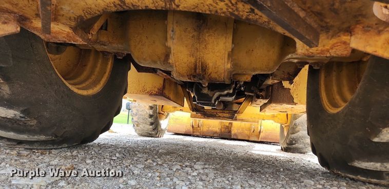 image for item MW9779 2003 Caterpillar 420D  backhoe