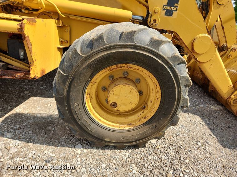 image for item MW9779 2003 Caterpillar 420D  backhoe