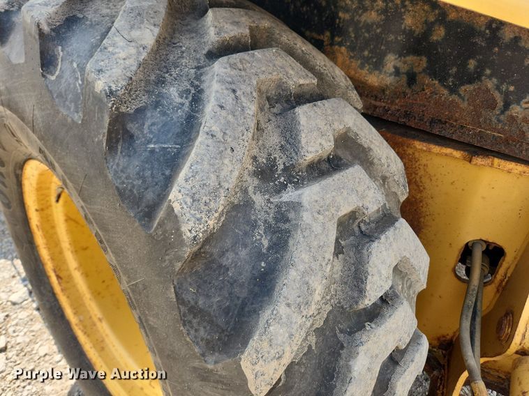 image for item MW9779 2003 Caterpillar 420D  backhoe