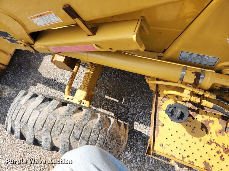image for item MW9779 2003 Caterpillar 420D  backhoe