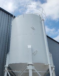 image for item MW9782 Cement powder silo