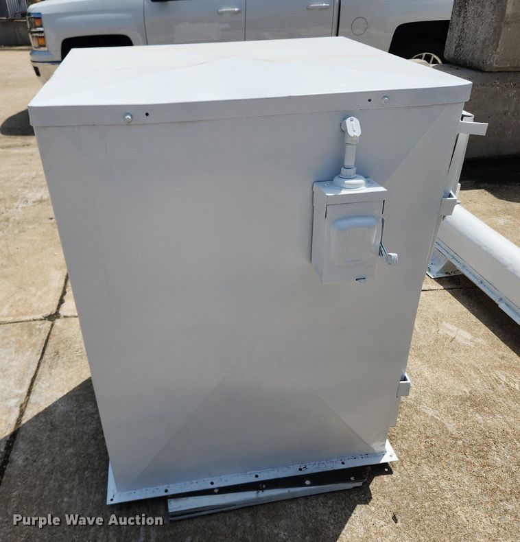 image for item MW9782 Cement powder silo