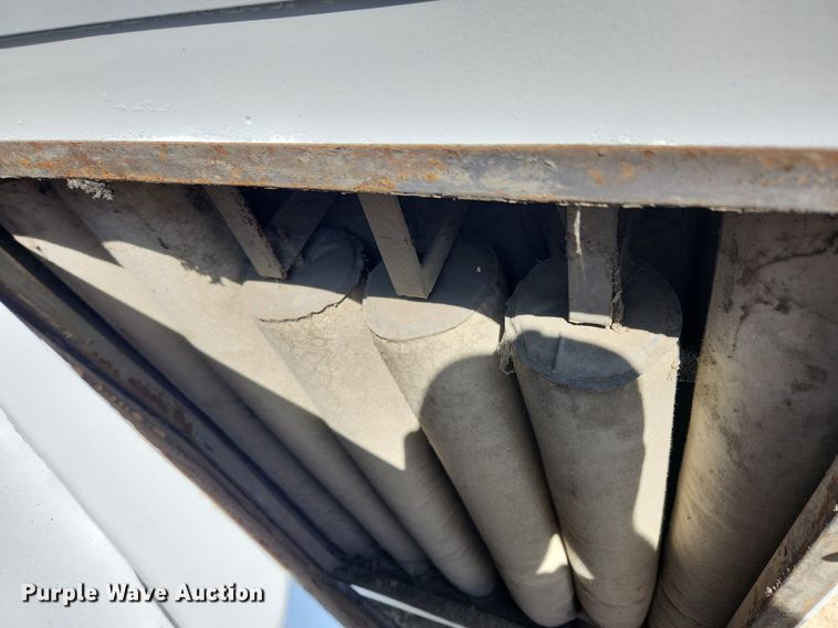 image for item MW9782 Cement powder silo