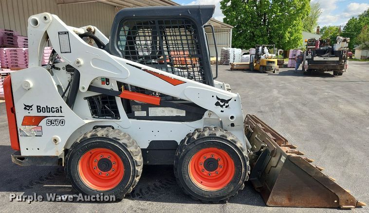 image for item MW9785 2017 Bobcat S570  skid steer loader
