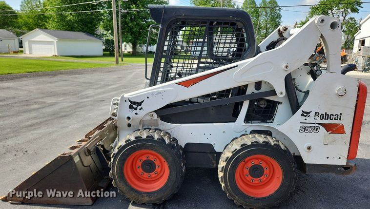image for item MW9785 2017 Bobcat S570  skid steer loader
