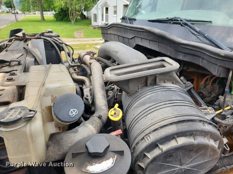 image for item MW9786 2009 International WorkStar 7500  dump truck