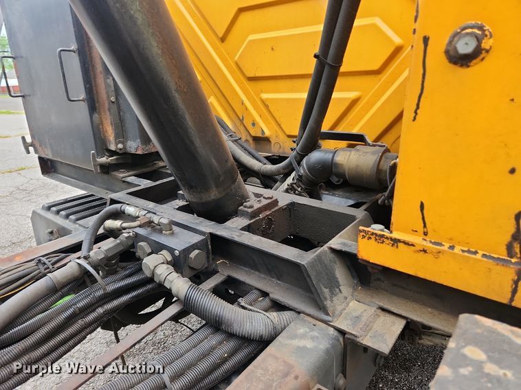 image for item MW9786 2009 International WorkStar 7500  dump truck