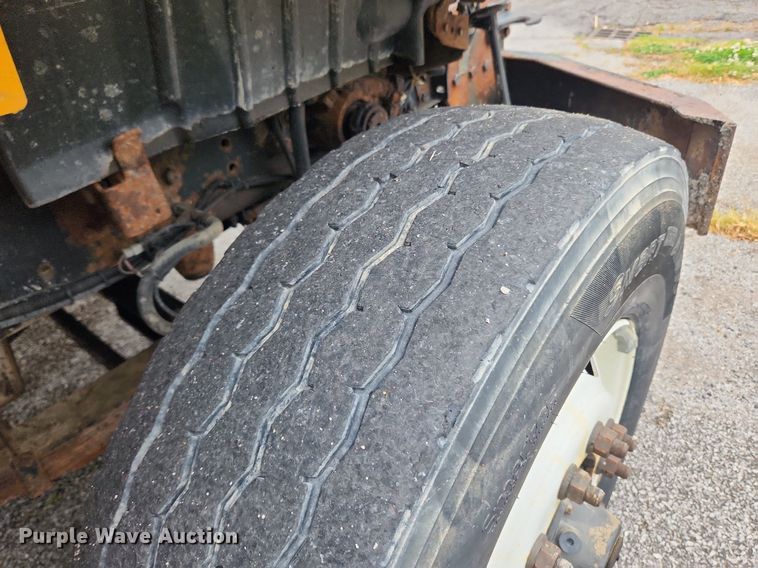 image for item MW9786 2009 International WorkStar 7500  dump truck