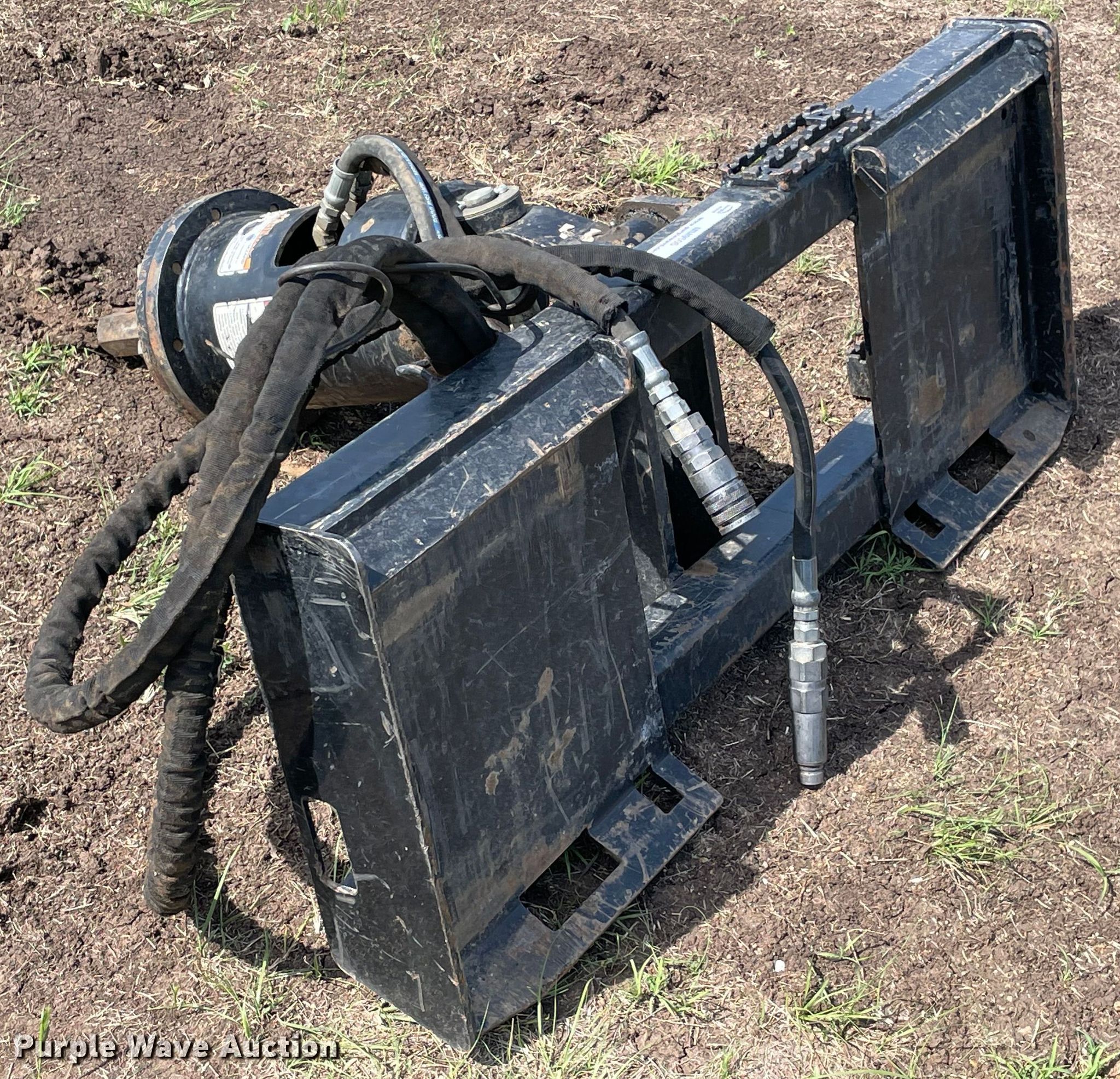 Kubota SA35 skid steer auger in Davis, OK Item MM9506 sold Purple Wave