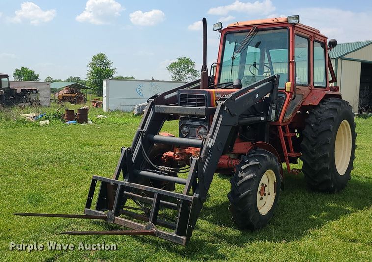 image for item DC6065 Belarus 825  MFWD tractor