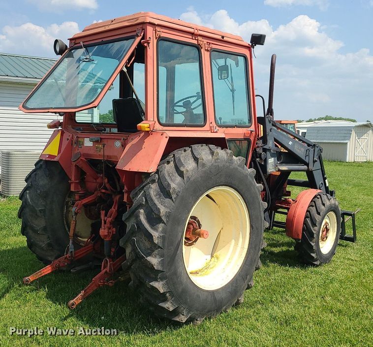 image for item DC6065 Belarus 825  MFWD tractor